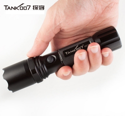 tank007新款UC19超遠(yuǎn)射大功率遠(yuǎn)程戶外狩獵執(zhí)勤，執(zhí)法，巡邏直充手電筒