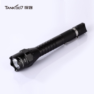 TANK007探客PT40超亮遠射手電筒LED大功率多功能電筒野外用戰(zhàn)術探險夜騎手電筒